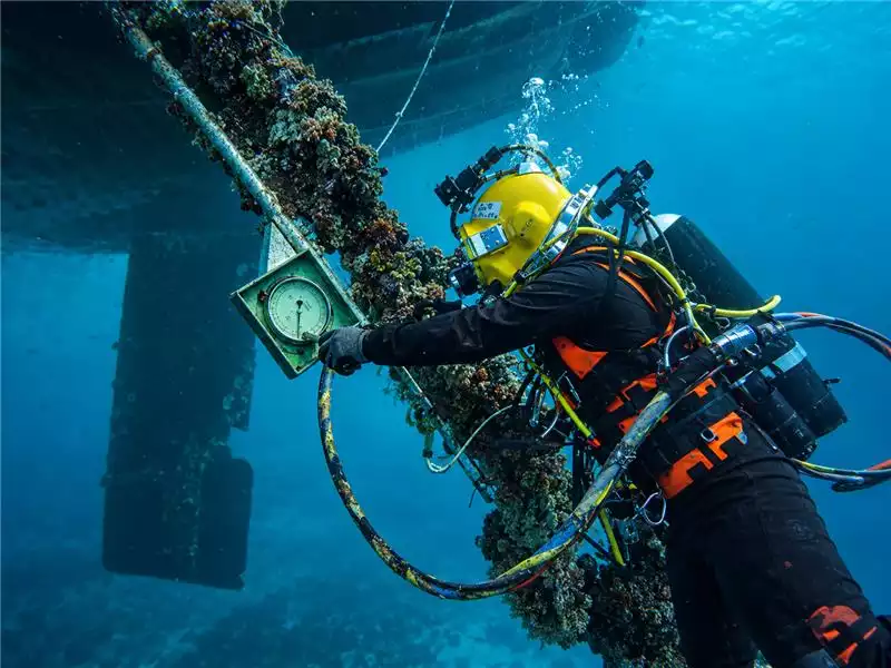 Underwater Hull Condition Survey